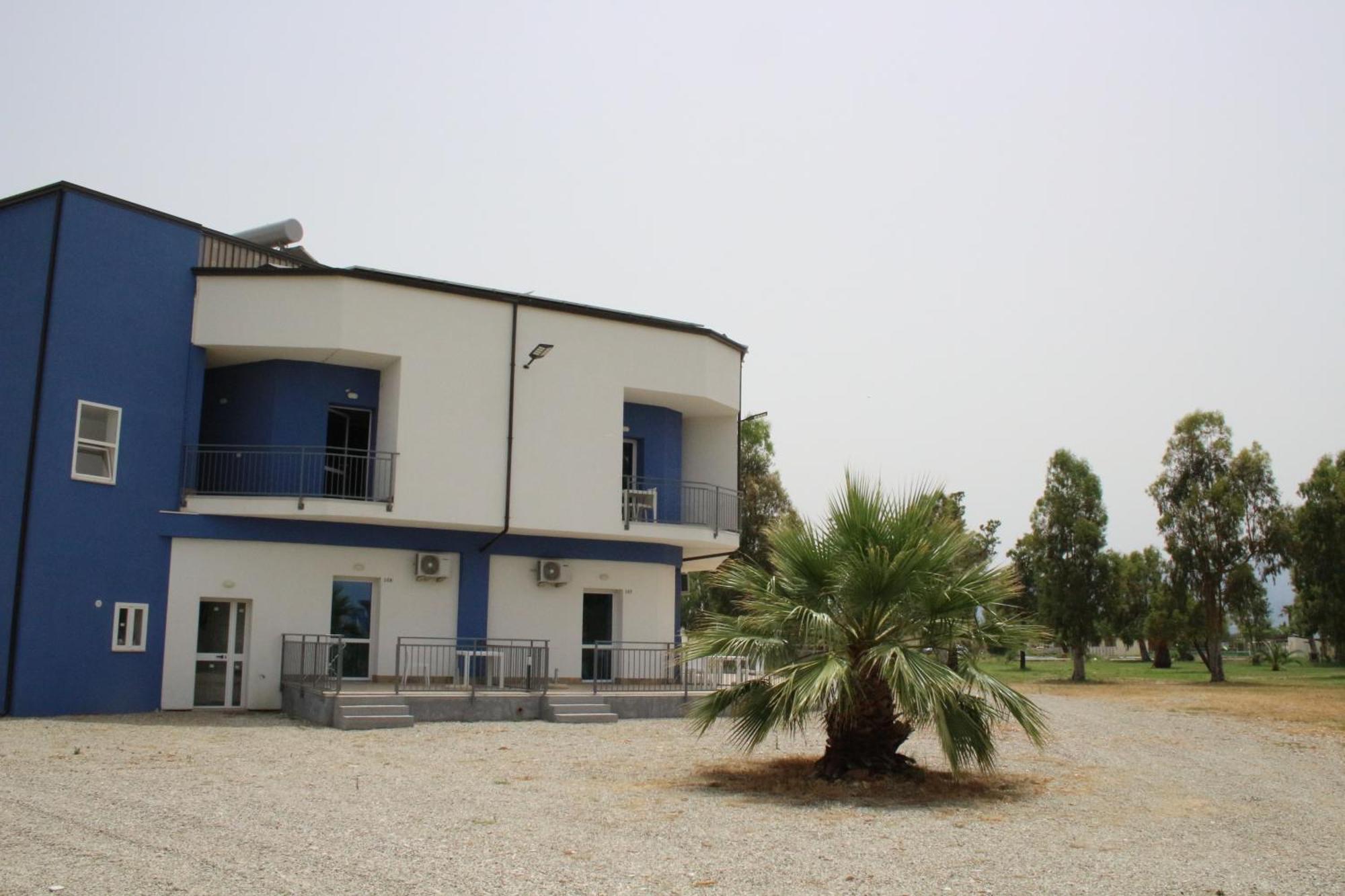 Levante Marina di Schiavonea Luaran gambar